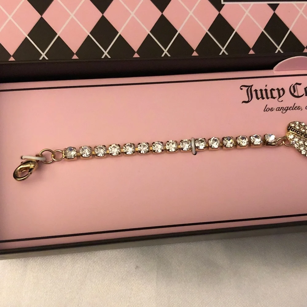 Juicy Couture Gold Tone Clear Crystal Tennis Bracelet Fixed Heart Charm NIB